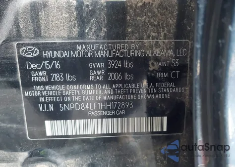 2017 Hyundai Elantra Value Edition z USA, uszkodzony, nr VIN 5NPD84LF1HH172893